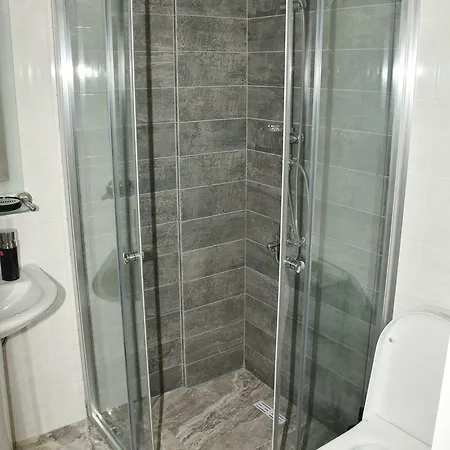 Club Dante Otel 3*