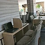 Club Dante Hotel