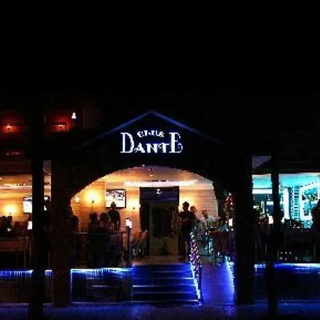 Club Dante מלון מרמריס