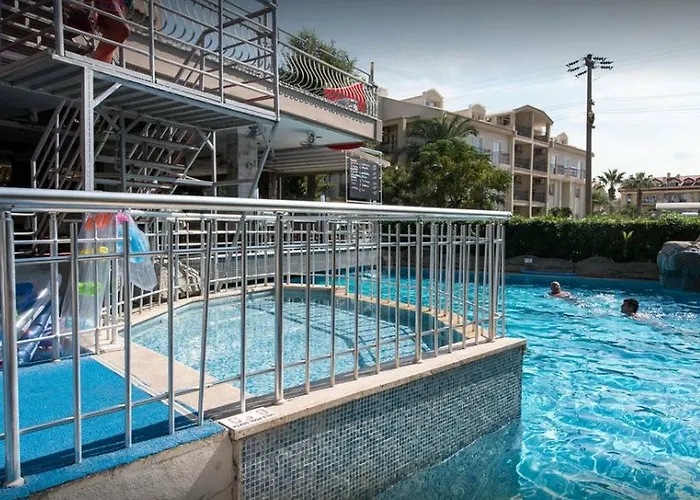 Club Dante 3* 말마리스